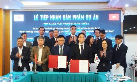 Tiếp nhận sản phẩm hai dự án trồng trọt và chăn nuôi do Chính phủ Hàn Quốc viện trợ không hoàn lại