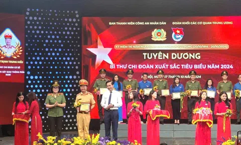 Đại úy Trịnh Trung Hiếu: Người Bí thư Đoàn luôn năng nổ với các hoạt động an sinh xã hội