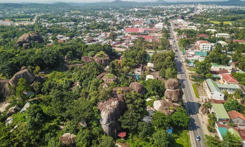 Huyện Châu Thành, tỉnh Long An và huyện Định Quán, tỉnh Đồng Nai đạt chuẩn nông thôn mới nâng cao