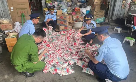 Nghệ An: Phát hiện và thu giữ hơn 500 kg bột ngọt nghi giả mạo nhãn hiệu Ajinomoto, Miwon