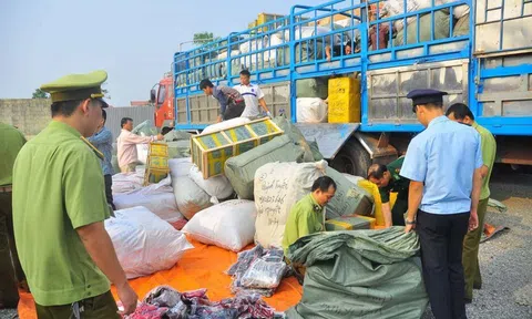 Thủ tướng Phạm Minh Chính chỉ đạo đẩy mạnh đấu tranh ngăn chặn, đẩy lùi buôn lậu, gian lận thương mại