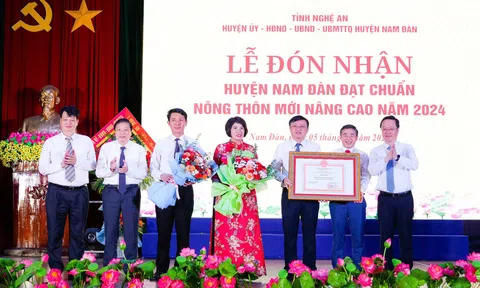 Nam Đàn (Nghệ An) đón nhận Bằng công nhận huyện đạt chuẩn nông thôn mới nâng cao