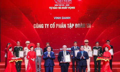 Tập đoàn TH được vinh danh tại “Vinh quang Việt Nam 2025”