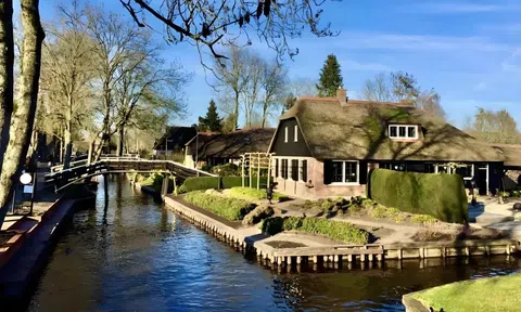 Làng Giethoorn: Từ đầm lầy tới ngôi làng đẹp nhất thế giới