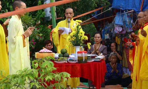 Hà Tĩnh: Lễ cầu siêu cho 10 nạn nhân xấu số trong vụ tai nạn qua phường Sông Trí