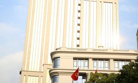 Ngân hàng Nhà nước Việt Nam chấp thuận việc chuyển nhượng 100% vốn Công ty Tài chính PTF của SeABank cho AEON Financial Service