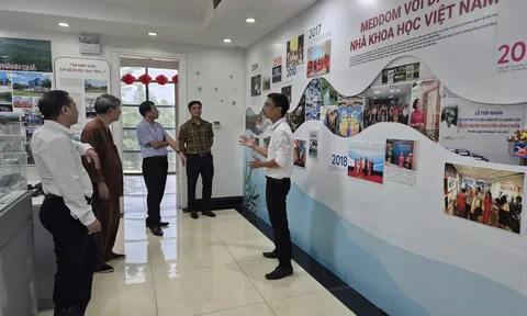 Triển lãm 'Đóng góp của các nhà khoa học Việt Nam trong sự nghiệp xây dựng và bảo vệ Tổ quốc' khai mạc ngày 16/8
