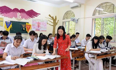 Nghị quyết của Bộ Chính trị về đột phá phát triển giáo dục và đào tạo