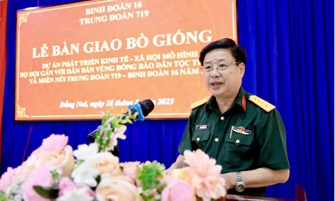 Binh đoàn 16: Trao 423 con trâu, bò giống, trao sinh kế cho người dân thoát nghèo