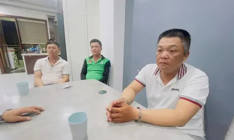 ‘Phù phép’ nải chuối và nhánh cau giả trên mạng thành cổ vật để lừa đảo, chiếm đoạt tài sản
