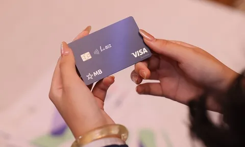 MB giới thiệu thẻ doanh nghiệp MB Hi Biz thông minh: Quản trị tinh gọn, giao thương quốc tế