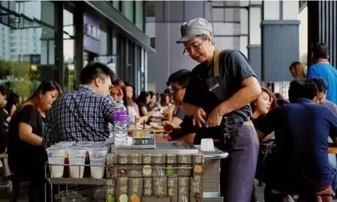 Làn sóng lao động tuổi 70 tại Singapore