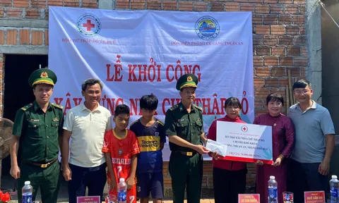Khởi công xây dựng 'Nhà Chữ thập đỏ' cho hộ khó khăn ở phường Thuận An (TP Huế)