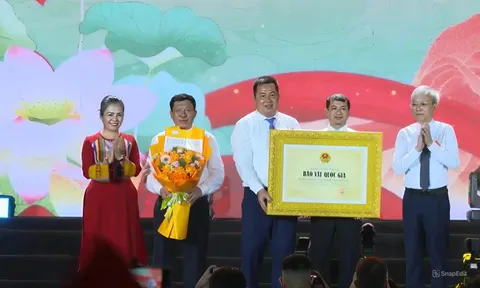 Long trọng tổ chức lễ công bố và trao quyết định công nhận bảo vật quốc gia bia Ma Nhai