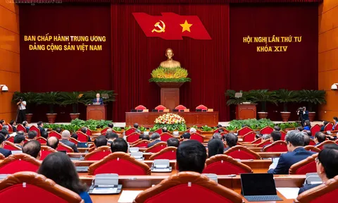 Thông cáo báo chí về ngày làm việc thứ tư và bế mạc Hội nghị Trung ương 4 khoá XIV