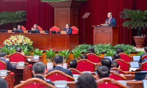 Khai mạc Hội nghị lần thứ Tư, Ban Chấp hành Trung ương Đảng khóa XIV