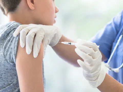 18 trẻ sơ sinh bị tiêm nhầm vaccine COVID-19: Đình chỉ nhiều cán bộ y tế