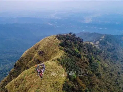 Núi Phja Pò hoang sơ