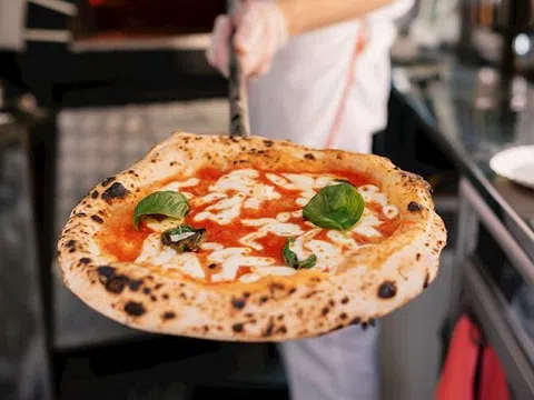 "Cuộc chiến bảo vệ pizza" ở Napoli (kỳ 1)