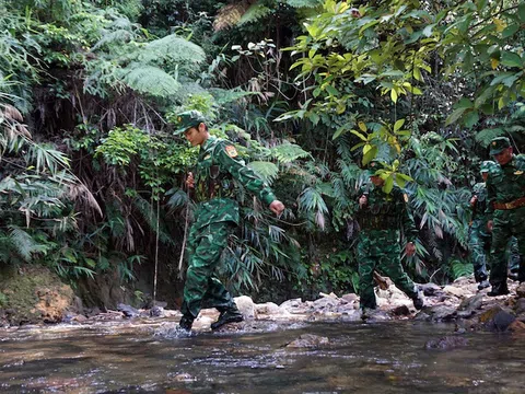 Gác cho mùa xuân về