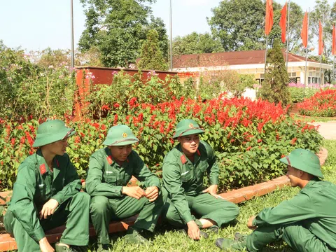 Những ngày đầu nhập ngũ