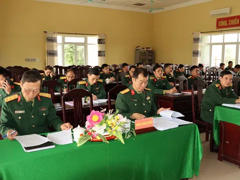 Hội nghị đối thoại dân chủ cán bộ, nhân viên Ban CHQS huyện Phong Điền, Thừa Thiên Huế