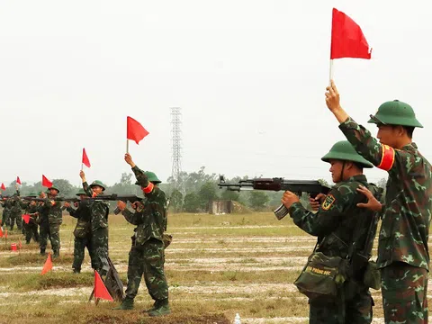 Gửi yêu thương trên thao trường huấn luyện