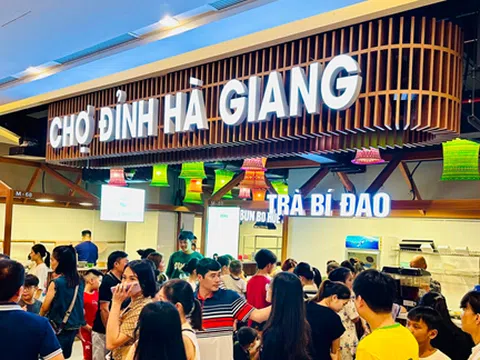 Khai trương tổ hợp TTTM Vincom Plaza và Chợ Đỉnh Hà Giang: Đòn bẩy quan trọng phát triển địa phương