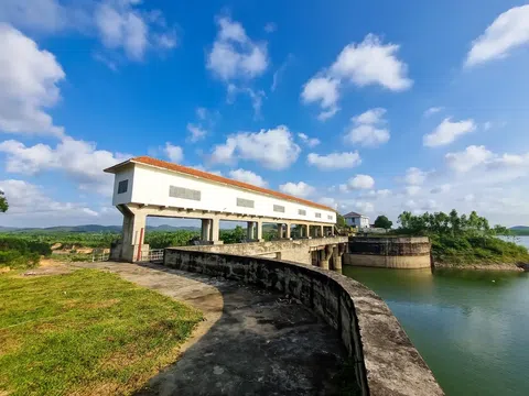 Triển lãm, hội nghị "Những thành tựu và đóng góp nổi bật của khoa học và công nghệ trong 80 năm phát triển ngành Thủy lợi Việt Nam (1945-2025)"