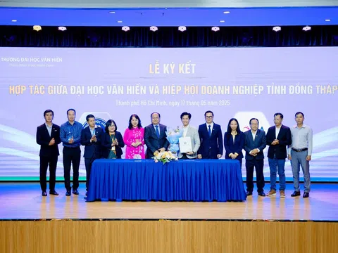 Trường Đại học Văn Hiến ký kết với doanh nghiệp đào tạo nhân lực và chuyển giao tri thức