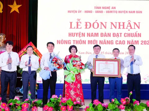 Nam Đàn (Nghệ An) đón nhận Bằng công nhận huyện đạt chuẩn nông thôn mới nâng cao