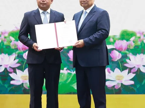 Phó Tổng Thanh tra Thường trực Thanh tra Chính phủ Trần Đức Thắng được giao quyền Bộ trưởng Bộ Nông nghiệp và Môi trường