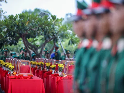 Thủ tướng: 'Tiếp tục làm hết sức mình để không một liệt sĩ nào bị lãng quên'