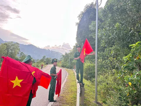 Mang sắc thắm về trên hai tuyến biên giới tỉnh Quảng Trị trước ngày hội lớn