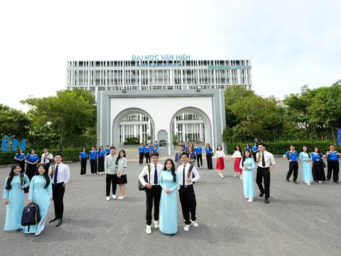 Trường Đại học Văn Hiến công bố điểm chuẩn đại học năm 2025 và nhiều chính sách hỗ trợ sinh viên nhập học
