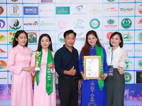 Thương hiệu Yến Hương Xưa đạt Top 10 ‘Thương hiệu phát triển bền vững quốc gia năm 2025’