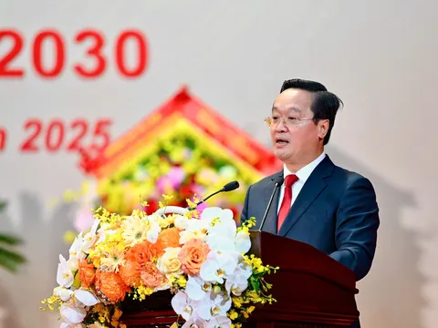 Đồng chí Nguyễn Đức Trung tái đắc cử Bí thư Tỉnh ủy Nghệ An