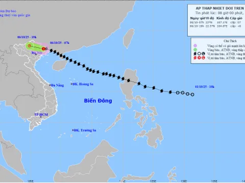 Bão số 11 suy yếu thành áp thấp nhiệt đới