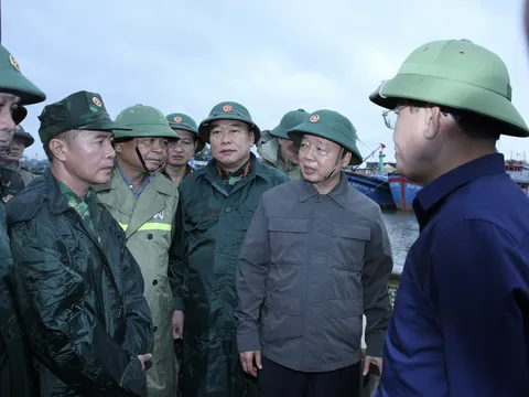 Ứng phó khẩn cấp với bão số 13: Mọi lực lượng phải trực chiến, mọi phương án phải sẵn sàng