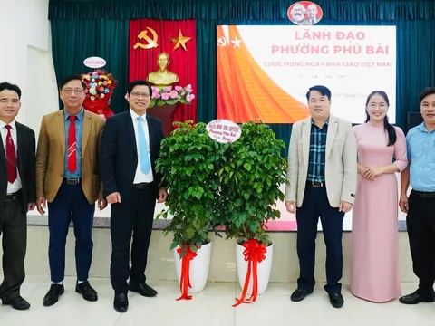 'Mầm xanh' tri ân thầy cô