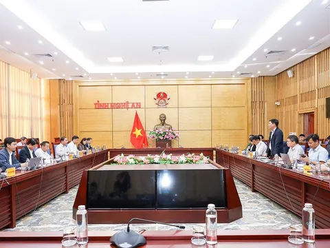 Đoàn công tác Bộ Nông nghiệp và Môi trường làm việc với UBND tỉnh Nghệ An về công tác chống khai thác IUU