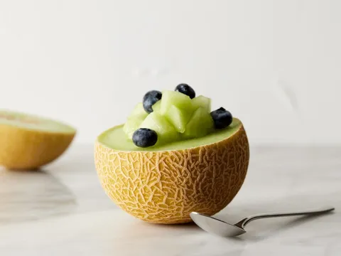 Dưa lưới mini Blush: Cực phẩm nhỏ gọn, ngọt lành từ nông nghiệp công nghệ cao