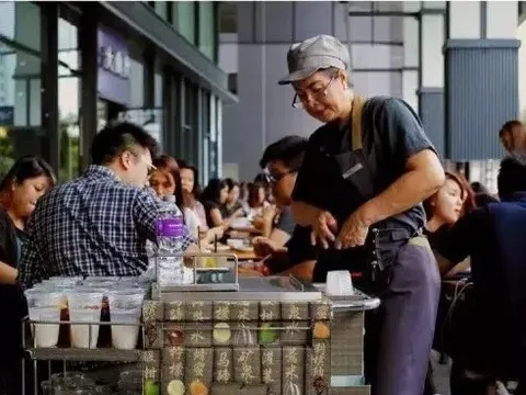 Làn sóng lao động tuổi 70 tại Singapore