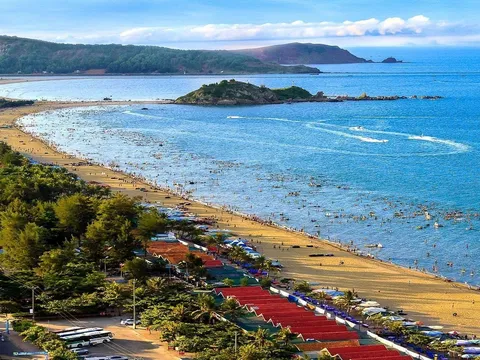 Thoát 'bóng' du lịch đại chúng, Cửa Lò bước vào sân chơi chất lượng cao