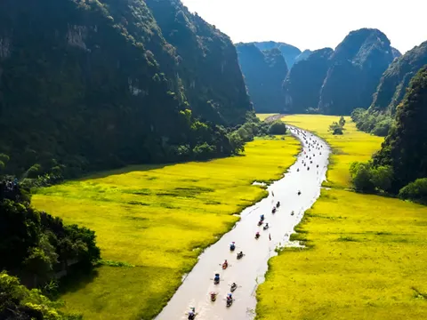 Đưa khu danh thắng Tràng An - Tam Cốc - Bích Động trở thành một trong những khu du lịch hấp dẫn của Việt Nam và quốc tế