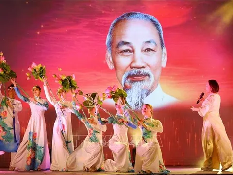 Hà Nội: Tổ chức các chương trình biểu diễn nghệ thuật kỷ niệm 136 năm Ngày sinh Chủ tịch Hồ Chí Minh
