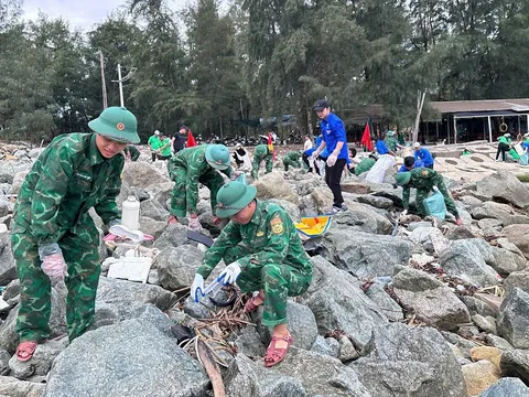 Nhiều hoạt động thiết thực của tuổi trẻ Biên phòng TP Huế nơi vùng biên