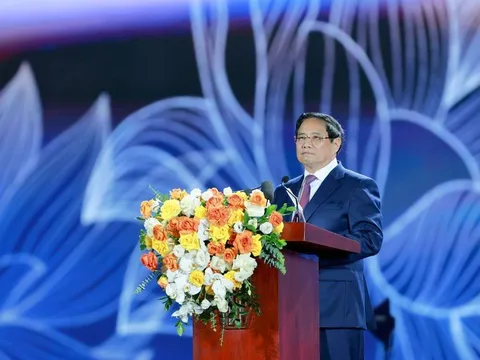 Triển lãm 80 năm tỏa sáng tinh thần "Đoàn kết - Trí tuệ - Sức mạnh - Vinh quang - Tự hào"*