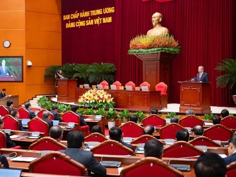 Thông báo Hội nghị lần thứ 13 Ban Chấp hành Trung ương Đảng khóa XIII