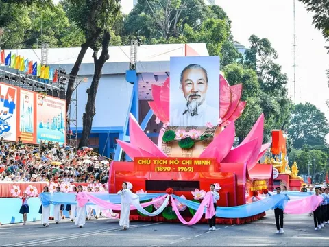 Tư tưởng Hồ Chí Minh soi sáng hành trình phát triển đất nước